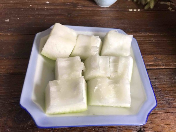 蒜香冬瓜的做法-其它口味蒸菜譜-易網<a href=http://www.xllyou.com/ target=_blank class=infotextkey>健康養生</a>網 蒜香冬瓜的做法-其它口味蒸菜譜