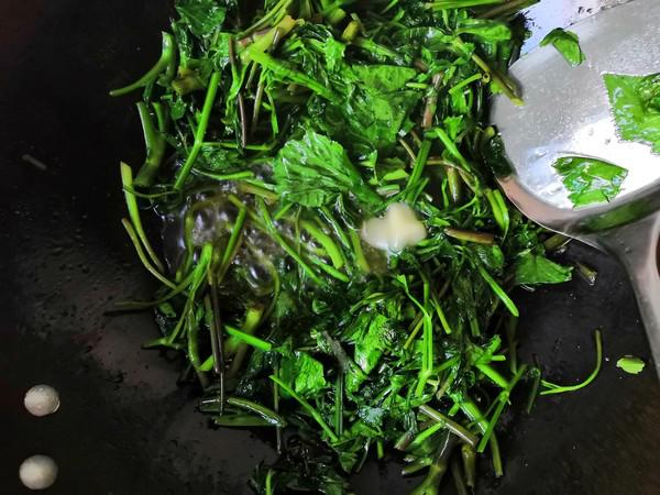 鴨腳板的做法-家常味炒菜譜-易網健康養生網 鴨腳板的做法-家常味炒菜譜