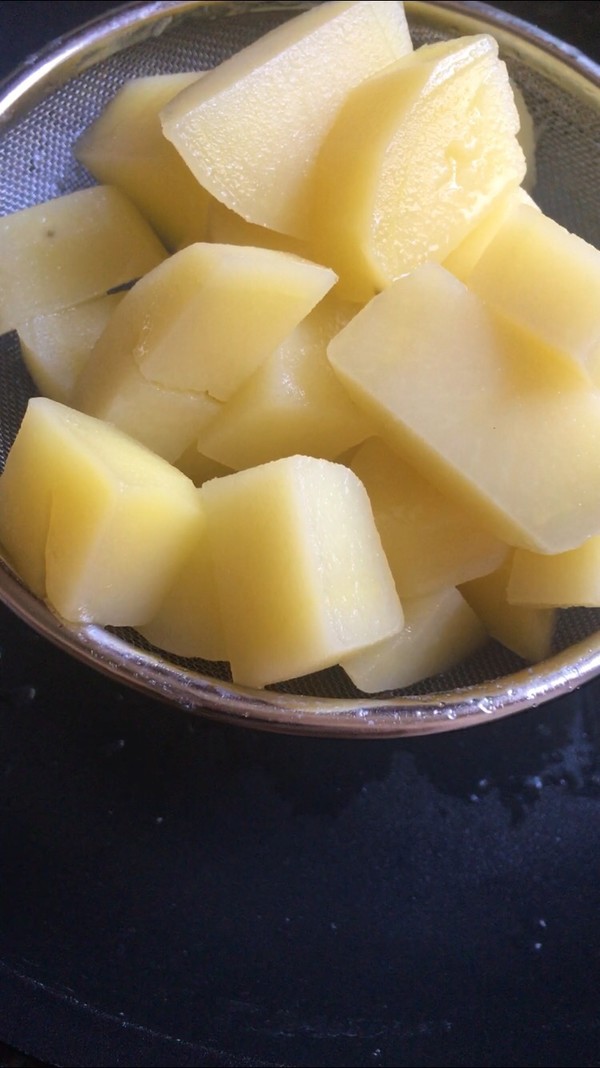 煎土豆的做法-香辣味煎菜譜