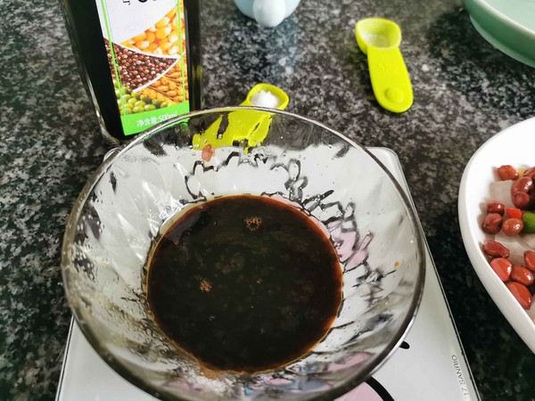 老醋花生的做法-酸辣味拌菜譜-易網(wǎng)健康養(yǎng)生網(wǎng) 老醋花生的做法-酸辣味拌菜譜