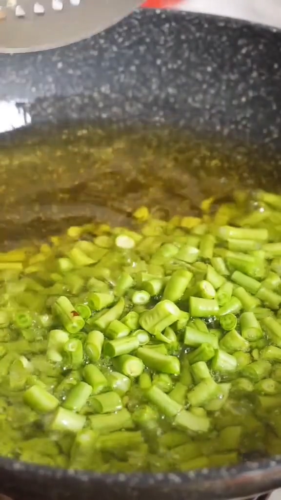 肉沫豆角的做法-咸鮮味炒菜譜-易網健康養生網 肉沫豆角的做法-咸鮮味炒菜譜