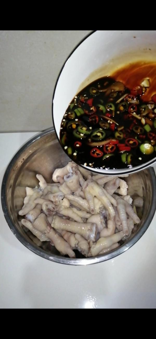 網(wǎng)紅酸辣雞爪的做法-酸辣味煮菜譜-易網(wǎng)健康養(yǎng)生網(wǎng) 網(wǎng)紅酸辣雞爪的做法-酸辣味煮菜譜