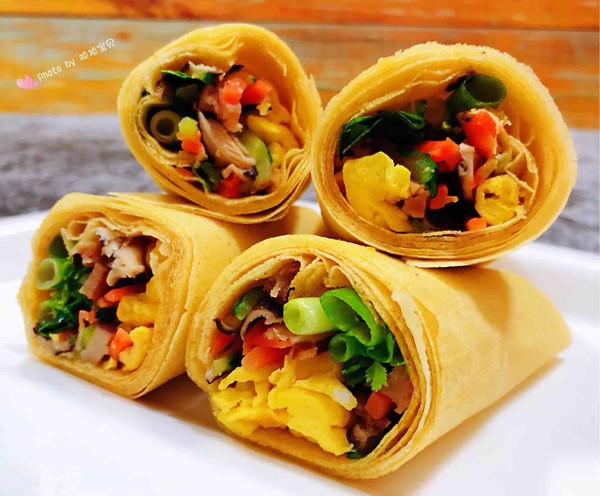 雞蛋時蔬煎餅卷的做法-咸鮮味炒菜譜-易網健康養生網 雞蛋時蔬煎餅卷的做法-咸鮮味炒菜譜