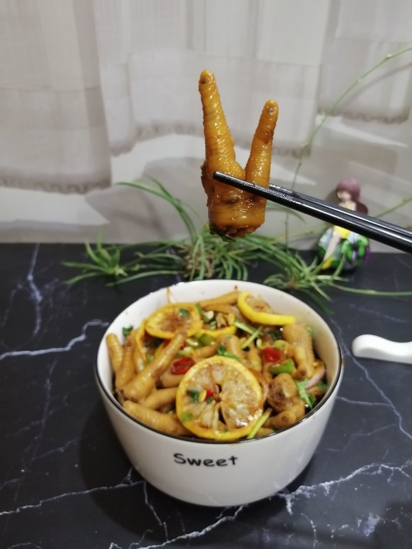 網(wǎng)紅酸辣雞爪的做法-酸辣味煮菜譜-易網(wǎng)健康養(yǎng)生網(wǎng) 網(wǎng)紅酸辣雞爪的做法-酸辣味煮菜譜