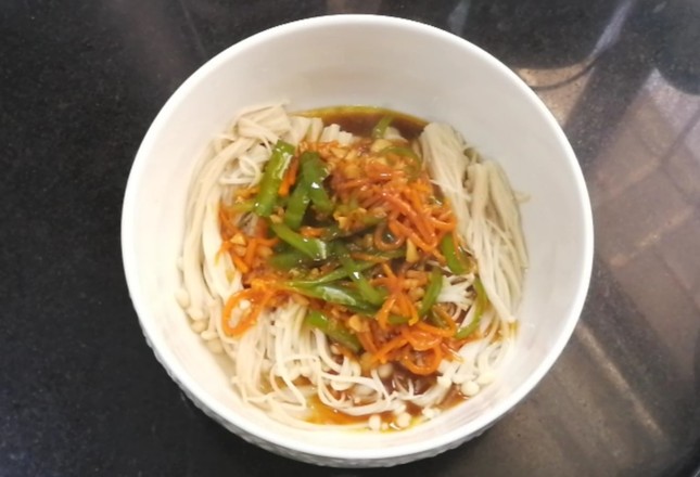 涼拌金針菇的做法-酸甜味拌菜譜-易網健康養生網 涼拌金針菇的做法-酸甜味拌菜譜