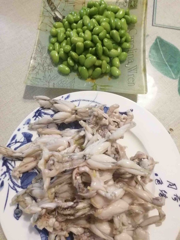 田雞燒毛豆的做法-家常味燒菜譜-易網(wǎng)健康養(yǎng)生網(wǎng) 田雞燒毛豆的做法-家常味燒菜譜