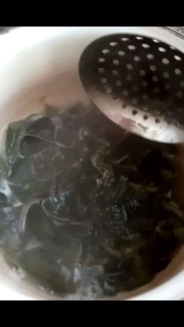 爽口涼拌裙帶菜的做法-家常味拌菜譜-易網健康養生網 爽口涼拌裙帶菜的做法-家常味拌菜譜