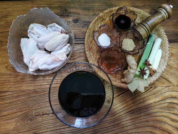 一瓶可樂玩轉一道菜——可樂雞翅的做法-家常味燒菜譜-易網<a href=http://www.xllyou.com/ target=_blank class=infotextkey>健康養生</a>網 一瓶可樂玩轉一道菜——可樂雞翅的做法-家常味燒菜譜