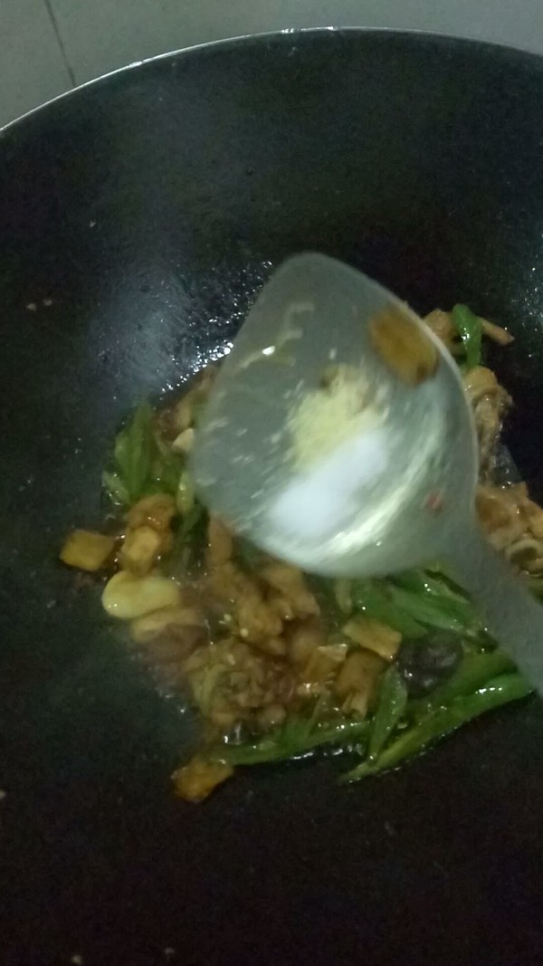 青椒小炒雞塊的做法-家常味炒菜譜-易網健康養生網 青椒小炒雞塊的做法-家常味炒菜譜