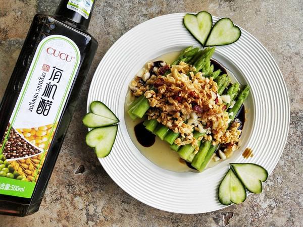 蒜香油淋蘆筍的做法-酸辣味拌菜譜