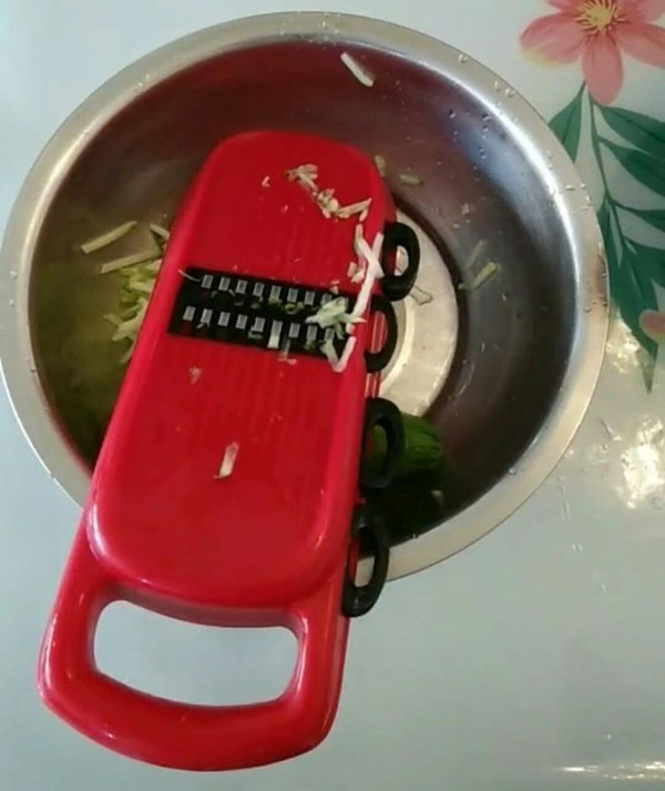 涼拌瓜菜的做法-家常味拌菜譜-易網健康養生網 涼拌瓜菜的做法-家常味拌菜譜