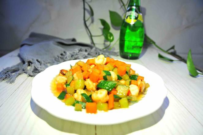 黃瓜胡蘿卜炒蝦仁的做法-家常味炒菜譜-易網(wǎng)健康養(yǎng)生網(wǎng) 黃瓜胡蘿卜炒蝦仁的做法-家常味炒菜譜