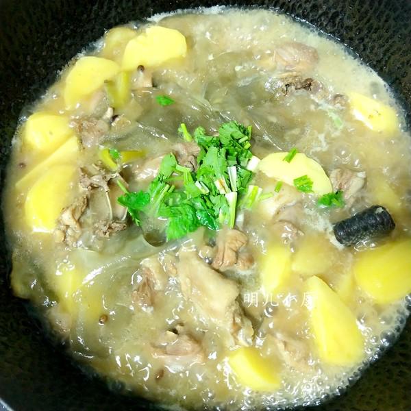 燉炒大公雞的做法-家常味燉菜譜-易網(wǎng)健康養(yǎng)生網(wǎng) 燉炒大公雞的做法-家常味燉菜譜