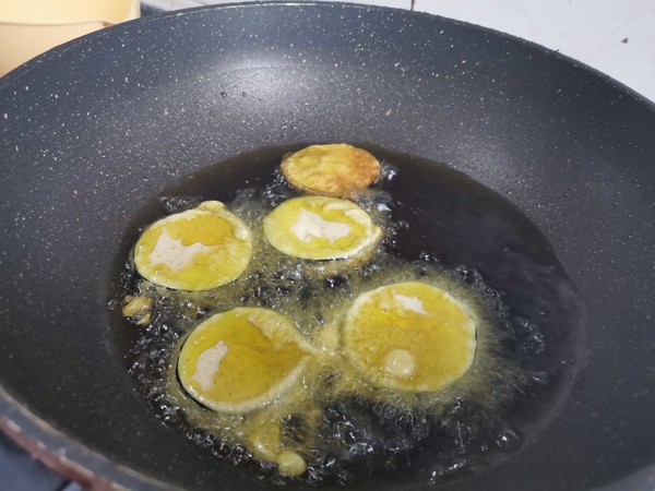 炸茄盒的做法-家常味炸菜譜-易網健康養生網 炸茄盒的做法-家常味炸菜譜