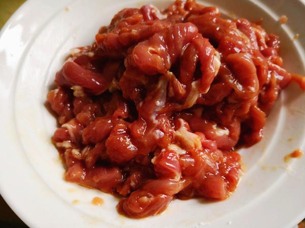 孜然肉片的做法-其它口味炒菜譜-易網<a href=http://www.xllyou.com/ target=_blank class=infotextkey>健康養生</a>網 孜然肉片的做法-其它口味炒菜譜