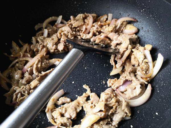 孜然肉片的做法-其它口味炒菜譜-易網健康養生網 孜然肉片的做法-其它口味炒菜譜