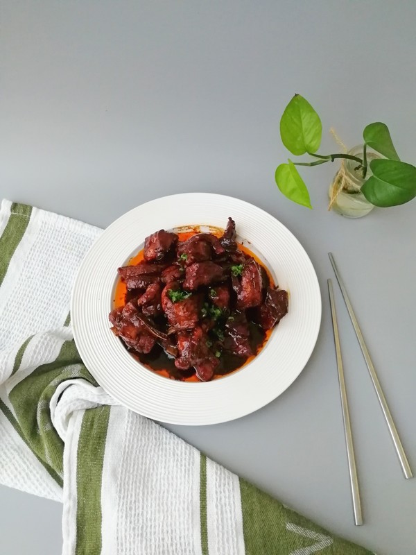 紅燒排骨的做法-家常味煮菜譜-易網(wǎng)健康養(yǎng)生網(wǎng) 紅燒排骨的做法-家常味煮菜譜