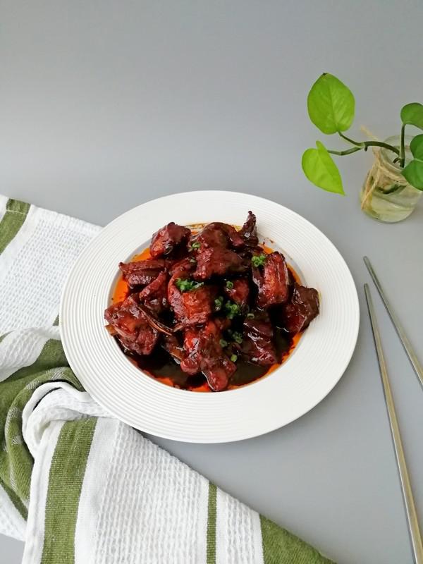 紅燒排骨的做法-家常味煮菜譜-易網(wǎng)健康養(yǎng)生網(wǎng) 紅燒排骨的做法-家常味煮菜譜