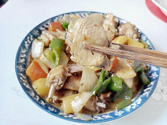 咖喱雞翅的做法-咖喱味燒菜譜-易網(wǎng)健康養(yǎng)生網(wǎng) 咖喱雞翅的做法-咖喱味燒菜譜