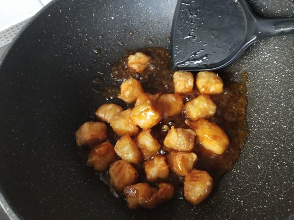 糖醋三文魚丁的做法-酸甜味炒菜譜