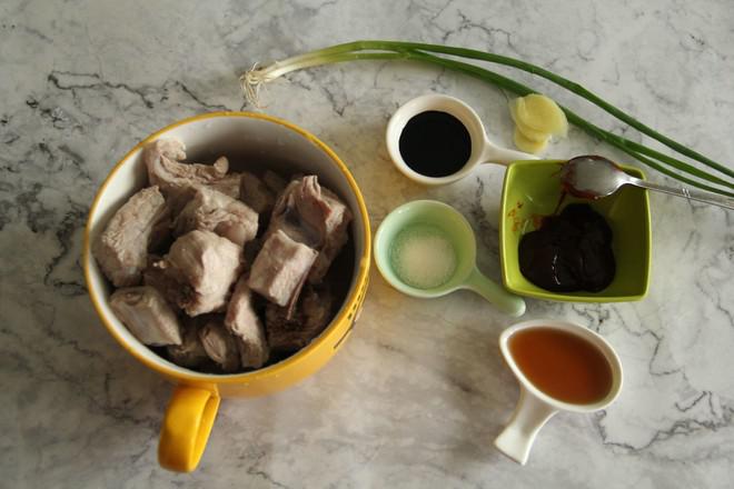 紅燒排骨的做法-家常味煮菜譜-易網(wǎng)健康養(yǎng)生網(wǎng) 紅燒排骨的做法-家常味煮菜譜