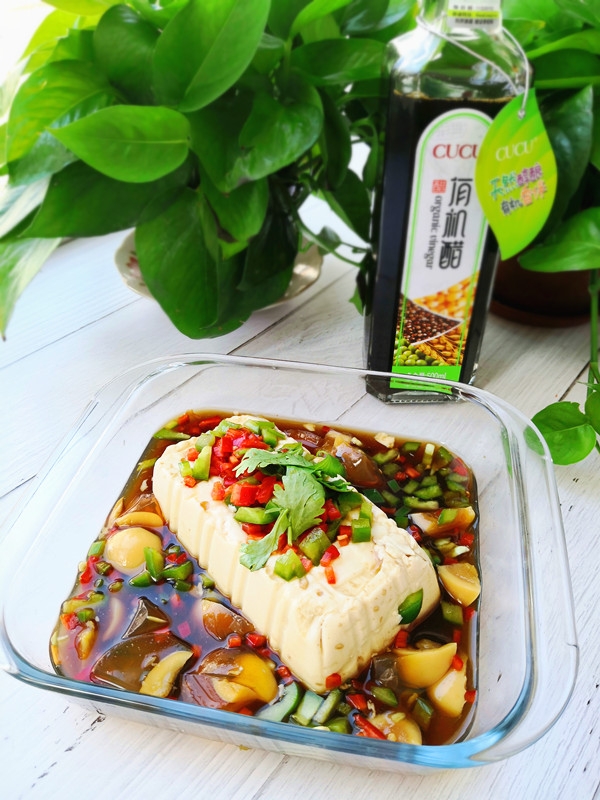 皮蛋豆腐的做法-酸甜味拌菜譜-易網(wǎng)健康養(yǎng)生網(wǎng) 皮蛋豆腐的做法-酸甜味拌菜譜