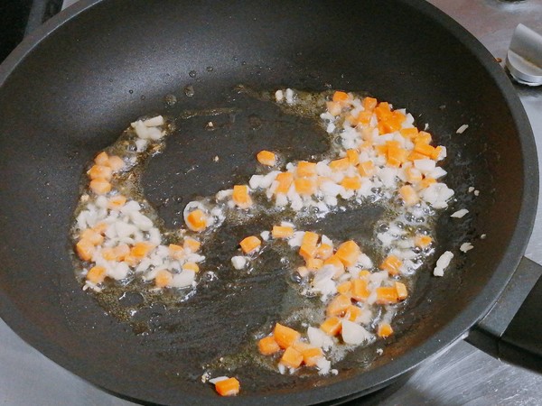 涼拌青瓜的做法-家常味拌菜譜-易網健康養生網 涼拌青瓜的做法-家常味拌菜譜