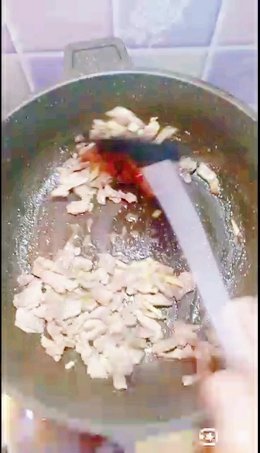 紅燒豆角的做法-家常味燉菜譜-易網健康養生網 紅燒豆角的做法-家常味燉菜譜