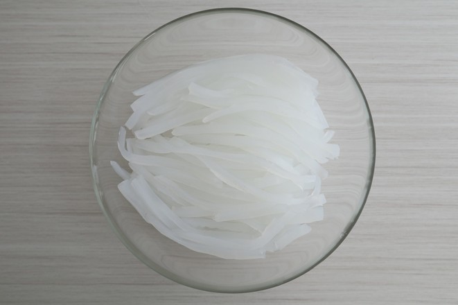 爽口涼粉的做法-家常味煮菜譜-易網健康養生網 爽口涼粉的做法-家常味煮菜譜