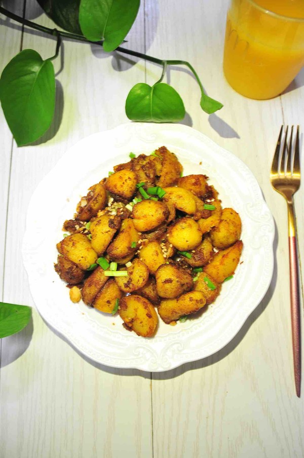 孜然椒鹽小土豆的做法-家常味煎菜譜-易網健康養生網 孜然椒鹽小土豆的做法-家常味煎菜譜