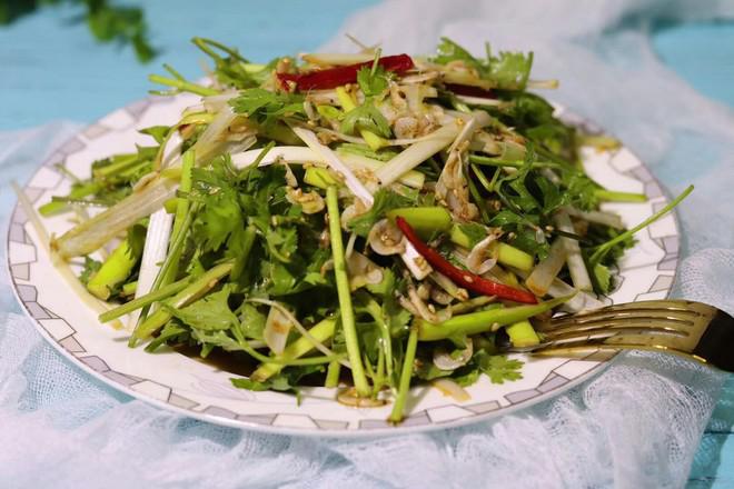 蝦皮老虎菜的做法-咸鮮味拌菜譜-易網(wǎng)健康養(yǎng)生網(wǎng) 蝦皮老虎菜的做法-咸鮮味拌菜譜