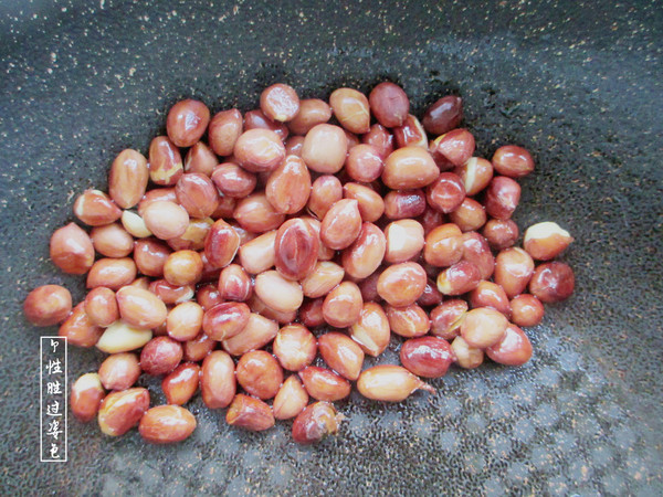 爽口拌黃瓜的做法-家常味拌菜譜-易網健康養生網 爽口拌黃瓜的做法-家常味拌菜譜