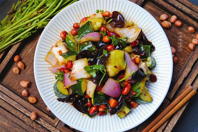 爽口拌黃瓜的做法-家常味拌菜譜-易網健康養生網 爽口拌黃瓜的做法-家常味拌菜譜