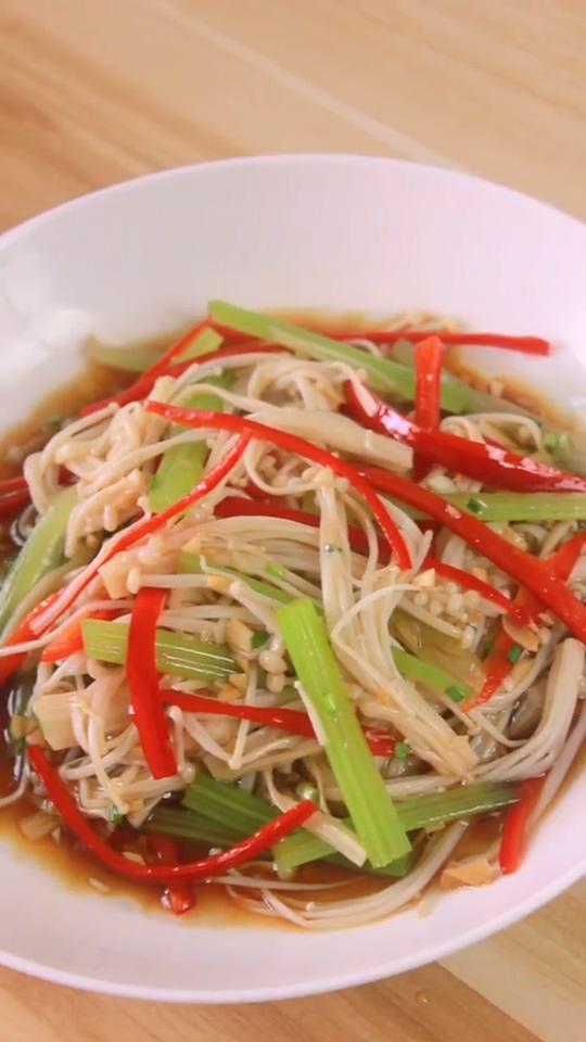 涼拌金針菇的做法-咸鮮味拌菜譜-易網健康養生網 涼拌金針菇的做法-咸鮮味拌菜譜