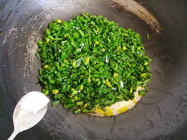 韭苔炒雞蛋的做法-家常味炒菜譜-易網(wǎng)健康養(yǎng)生網(wǎng) 韭苔炒雞蛋的做法-家常味炒菜譜