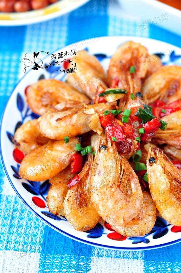 香酥北極蝦的做法-家常味炸菜譜-易網健康養生網 香酥北極蝦的做法-家常味炸菜譜