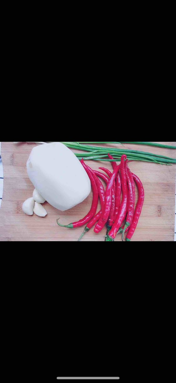 小炒藕丁的做法-香辣味炒菜譜-易網(wǎng)<a href=http://www.xllyou.com/ target=_blank class=infotextkey>健康養(yǎng)生</a>網(wǎng) 小炒藕丁的做法-香辣味炒菜譜