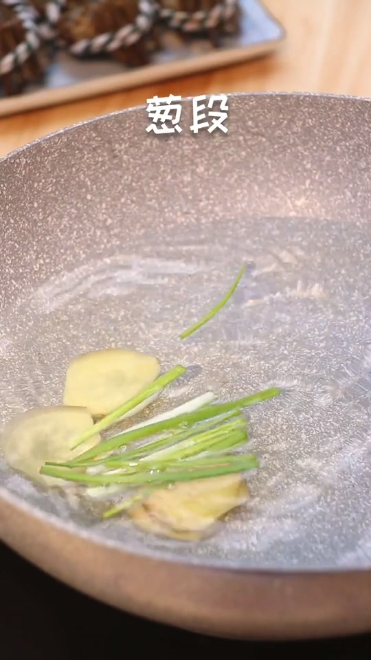 清蒸大閘蟹的做法-咸鮮味蒸菜譜-易網(wǎng)健康養(yǎng)生網(wǎng) 清蒸大閘蟹的做法-咸鮮味蒸菜譜