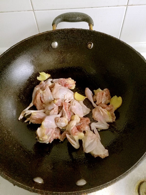 花生米燒鵪鶉的做法-咸鮮味其它工藝菜譜-易網健康養生網 花生米燒鵪鶉的做法-咸鮮味其它工藝菜譜