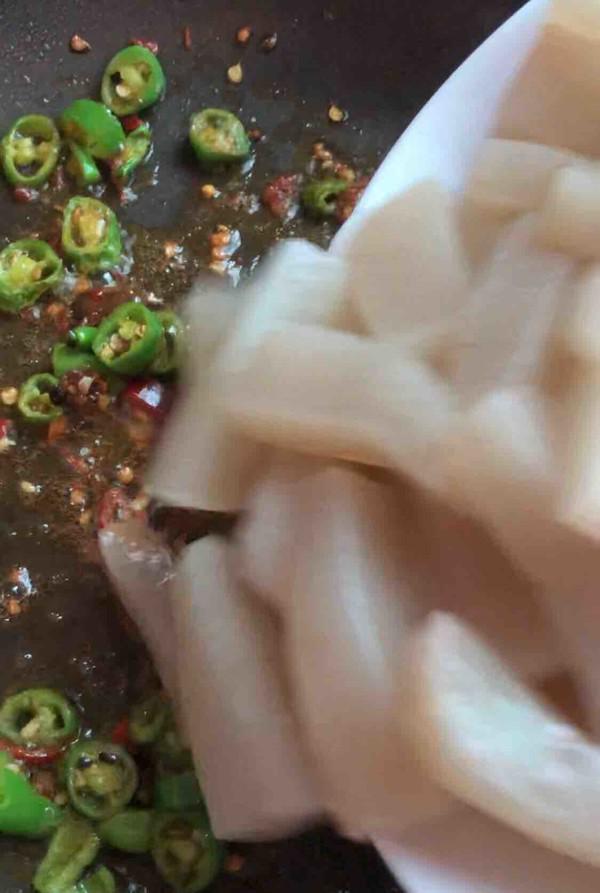 紅燒魔芋的做法-咸鮮味燒菜譜-易網(wǎng)健康養(yǎng)生網(wǎng) 紅燒魔芋的做法-咸鮮味燒菜譜