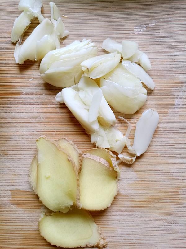 花生米燒鵪鶉的做法-咸鮮味其它工藝菜譜-易網健康養生網 花生米燒鵪鶉的做法-咸鮮味其它工藝菜譜