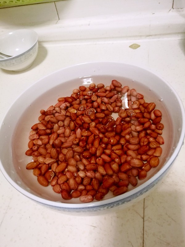 花生米燒鵪鶉的做法-咸鮮味其它工藝菜譜-易網<a href=http://www.xllyou.com/ target=_blank class=infotextkey>健康養生</a>網 花生米燒鵪鶉的做法-咸鮮味其它工藝菜譜