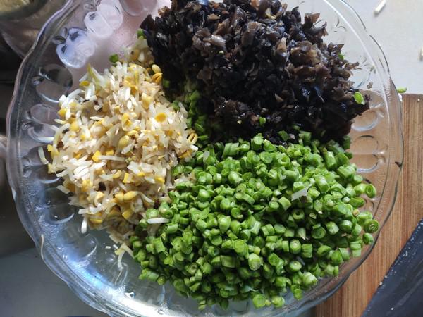 家常風味蔬菜包子的做法-家常味煮菜譜-易網健康養生網 家常風味蔬菜包子的做法-家常味煮菜譜