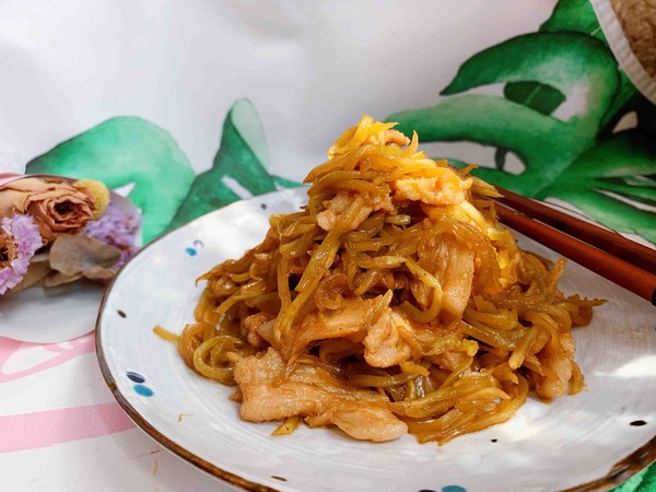 萵苣絲炒五花肉的做法-家常味炒菜譜-易網(wǎng)健康養(yǎng)生網(wǎng) 萵苣絲炒五花肉的做法-家常味炒菜譜