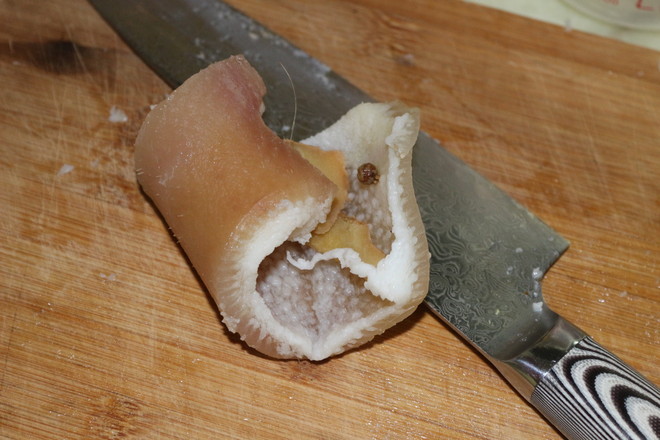 高顏值豬皮凍的做法-家常味拌菜譜-易網健康養生網 高顏值豬皮凍的做法-家常味拌菜譜