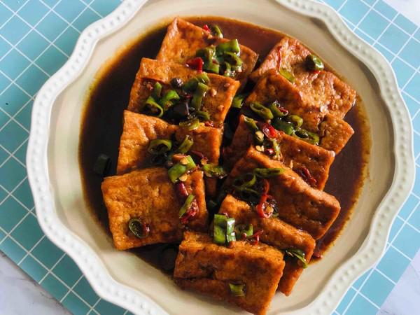 紅燒豆腐塊的做法-家常味燒菜譜-易網健康養生網 紅燒豆腐塊的做法-家常味燒菜譜