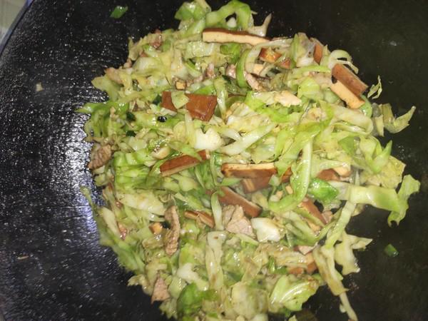 咖喱豆干炒甘藍的做法-咖喱味炒菜譜-易網健康養生網 咖喱豆干炒甘藍的做法-咖喱味炒菜譜