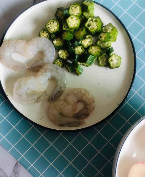 秋葵蝦仁蛋餅的做法-家常味煎菜譜-易網<a href=http://www.xllyou.com/ target=_blank class=infotextkey>健康養生</a>網 秋葵蝦仁蛋餅的做法-家常味煎菜譜