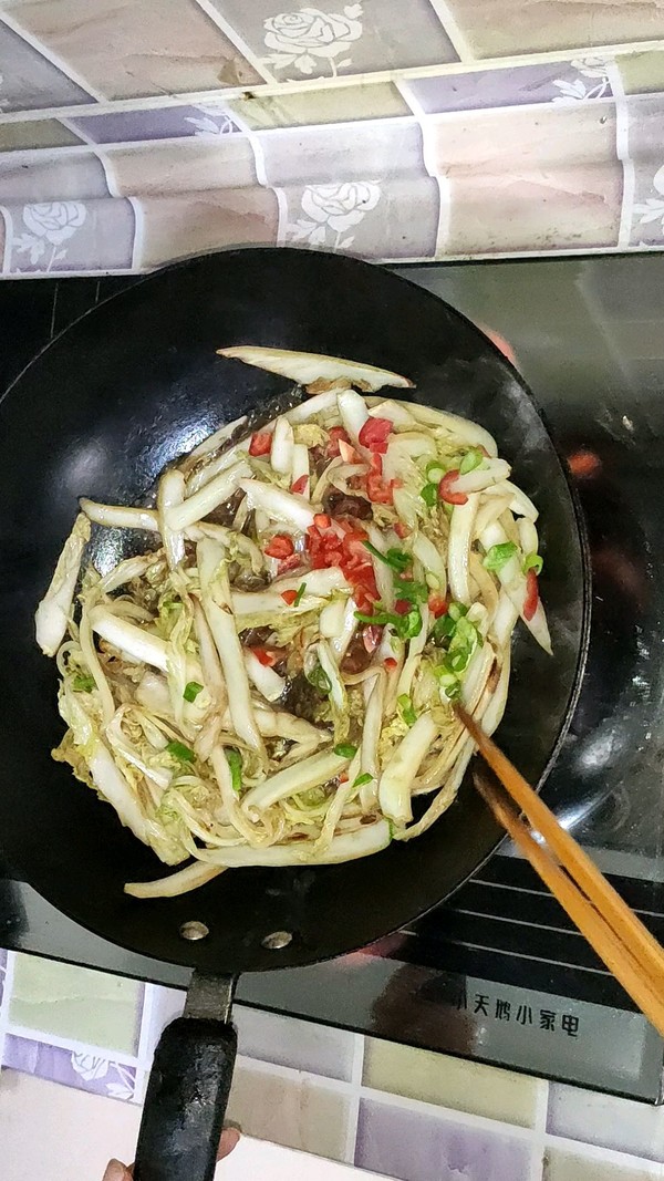 清炒娃娃菜的做法-酸辣味炒菜譜-易網(wǎng)健康養(yǎng)生網(wǎng) 清炒娃娃菜的做法-酸辣味炒菜譜