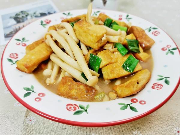 白玉菇燜豆腐的做法-咸鮮味燜菜譜